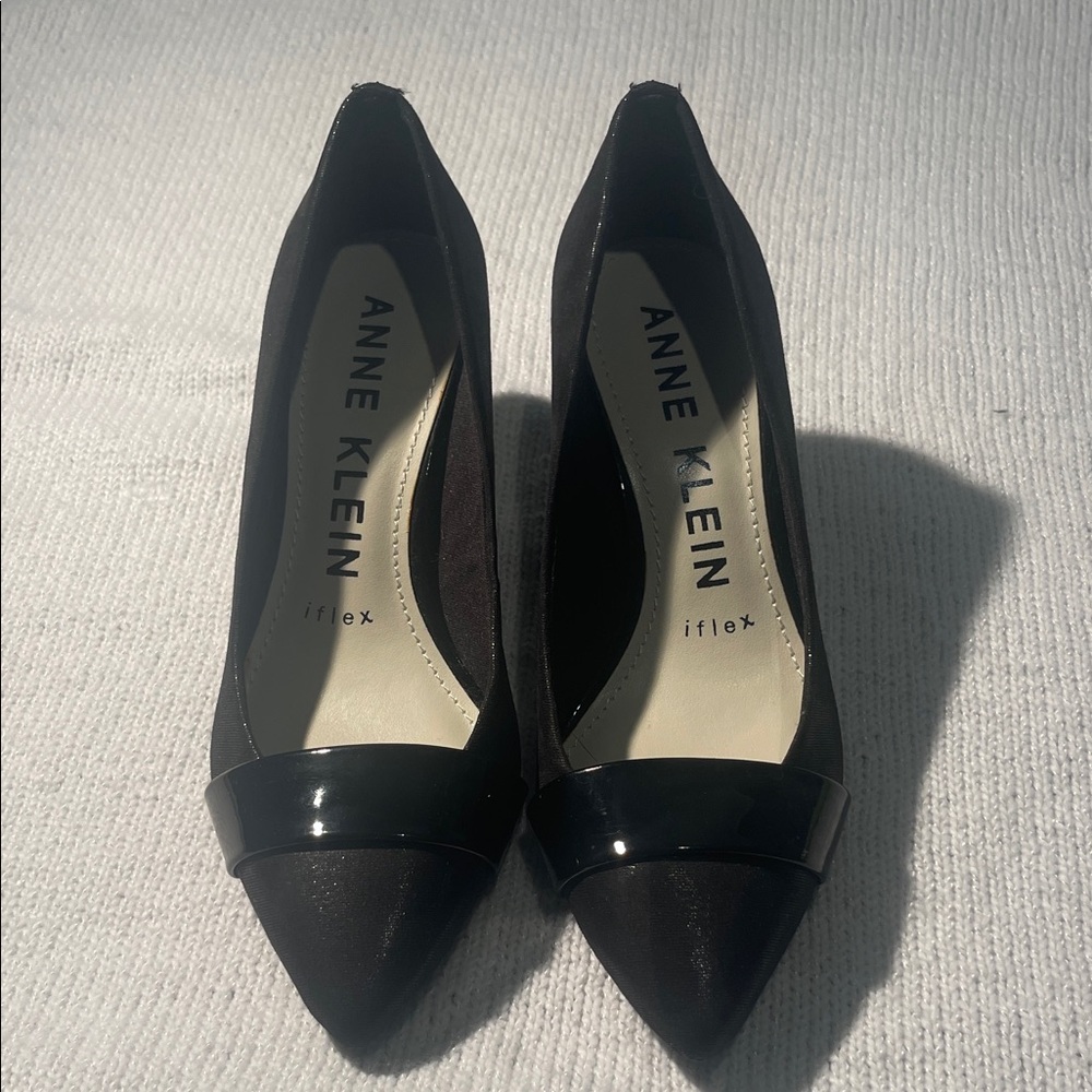 Anne Klein iflex Black Heels size 5.5